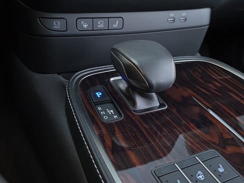 Used 2024 Lexus LS 500 LS 500 w/ Interior Upgrade Package image 26