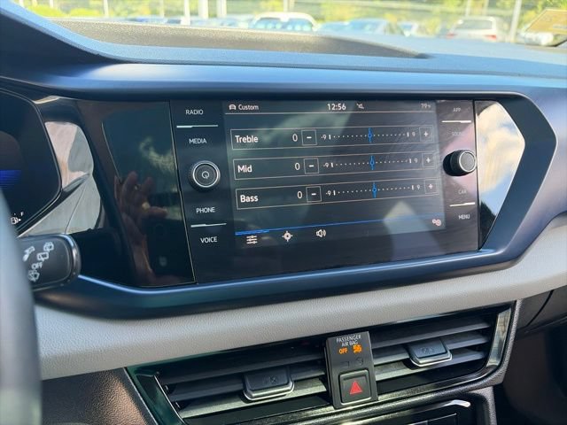 Certified 2023 Volkswagen Taos SE w/ Panoramic Sunroof Package AWD/4WD image 25