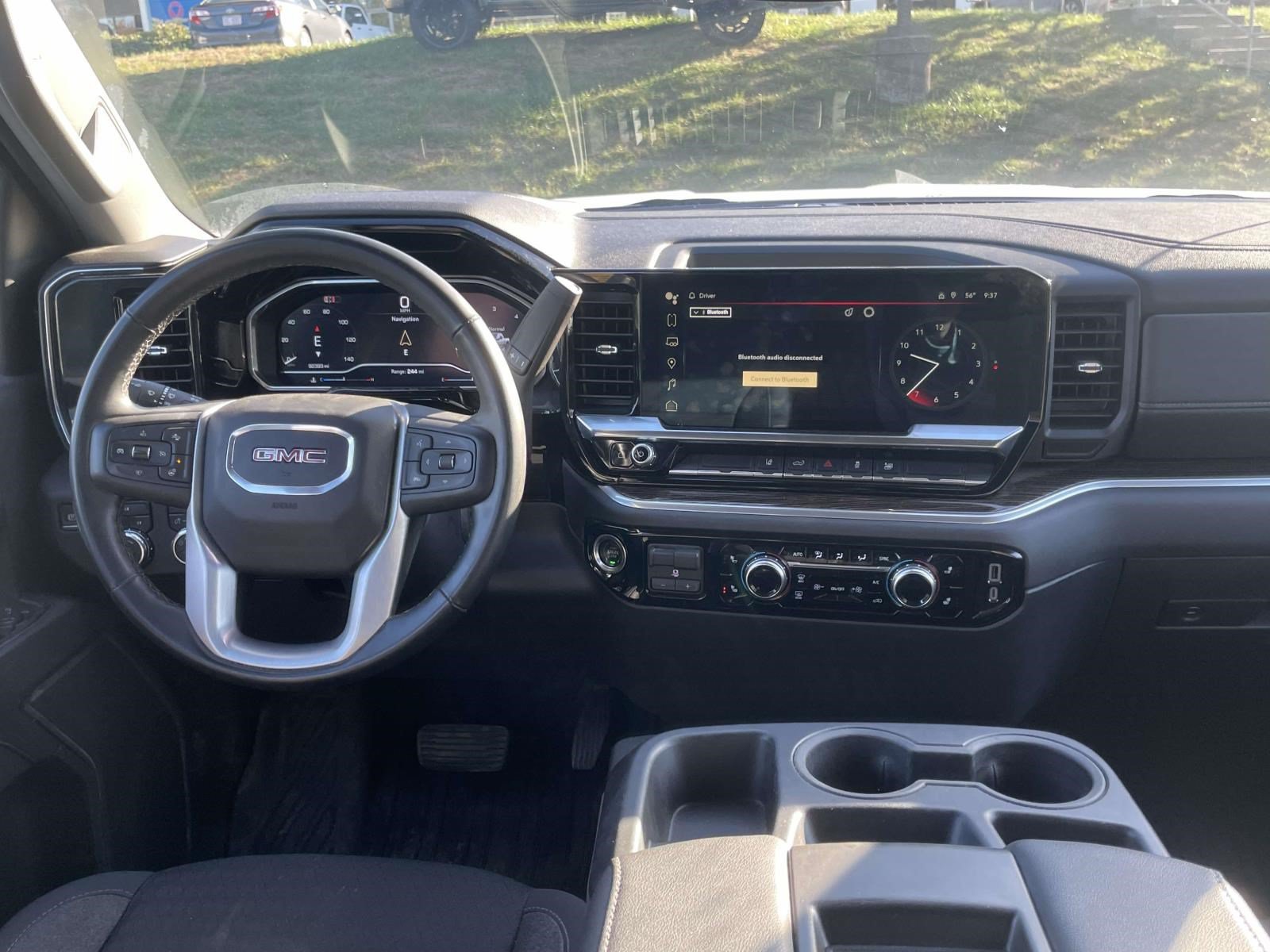 Used 2024 GMC Sierra 2500 SLE w/ SLE Value Package; AWD/4WD image 12