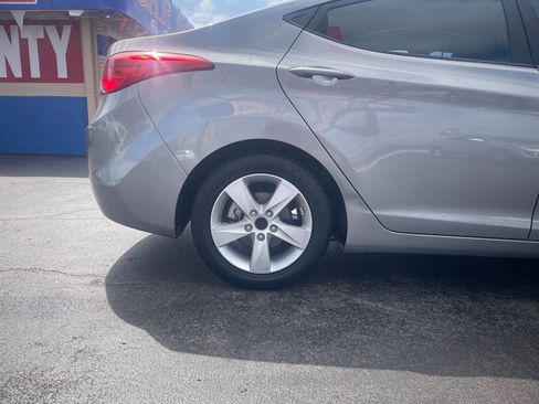Used 2011 Hyundai Elantra GLS w/ Preferred Equipment Pkg 3 FWD image 11