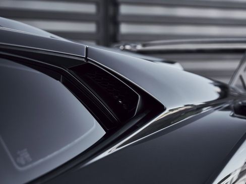 Used 2023 Lamborghini Huracan STO image 12