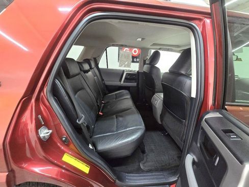 Used 2010 Toyota 4Runner SR5 RWD image 19