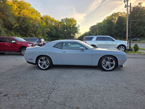 Used 2021 Dodge Challenger R/T image 4