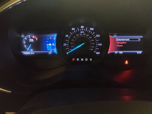 Used 2020 Ford Edge Titanium w/ Equipment Group 301A AWD/4WD image 23