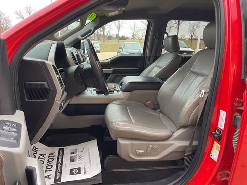 Used 2018 Ford F150 Lariat w/ Equipment Group 502A Luxury image 8