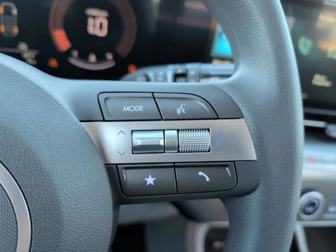 New 2026 Hyundai Kona SE image 12