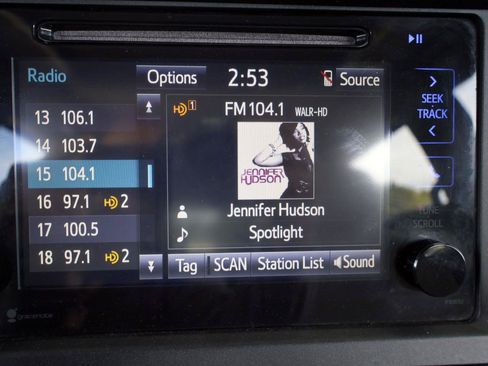 Used 2015 Toyota Sienna XLE FWD image 48