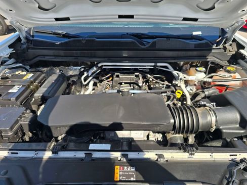 Used 2024 Chevrolet Colorado W/T w/ WT Convenience Package RWD image 22