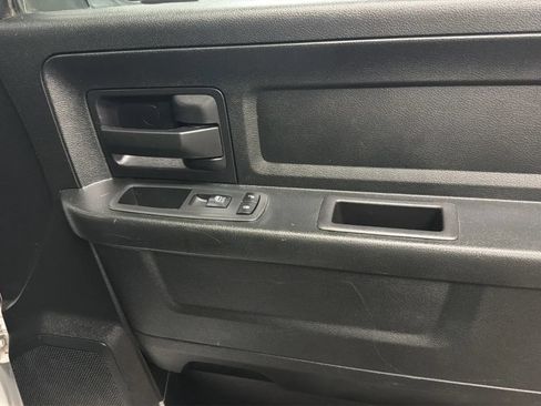 Used 2018 RAM 1500 4x4 Crew Cab w/ Protection Group image 17