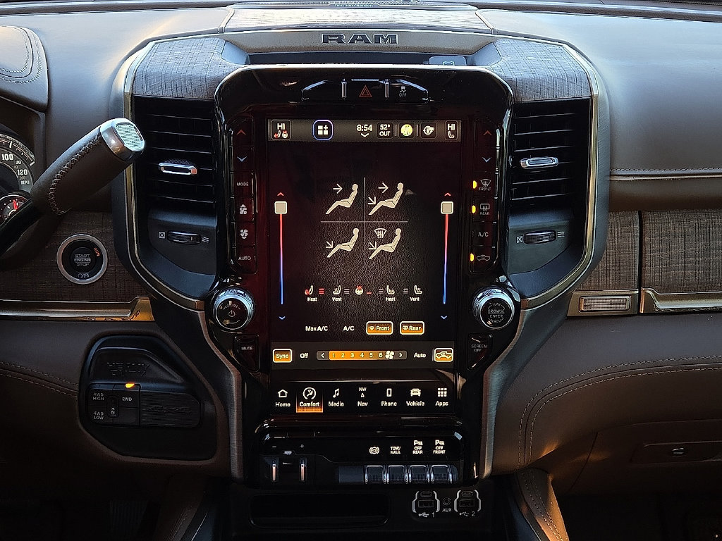 Used 2022 RAM 3500 Limited AWD/4WD image 11