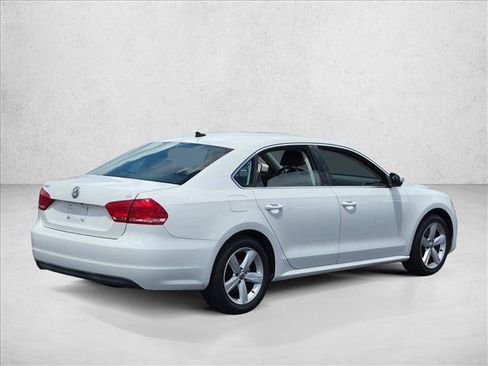 Used 2013 Volkswagen Passat 2.5 SE FWD image 5