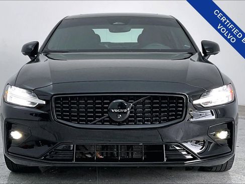 Certified 2024 Volvo S60 B5 Plus image 5