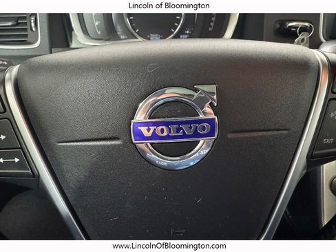 Used 2018 Volvo S60 T5 Inscription w/ Technology Package image 40