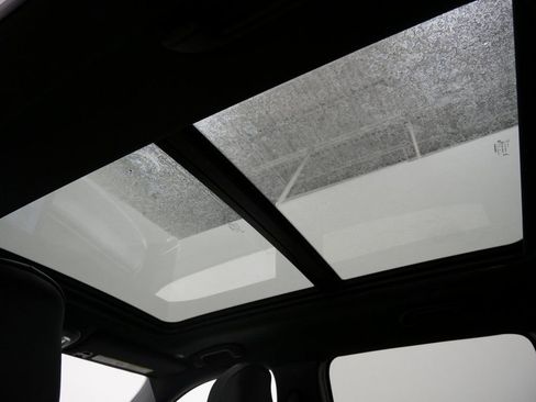 New 2026 Jeep Compass Limited w/ Sun, Sound & Navigation Group image 4