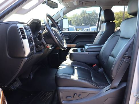 Used 2015 Chevrolet Silverado 2500 LTZ w/ Snow Plow Prep Package AWD/4WD image 4