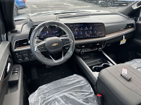 New 2026 Chevrolet Suburban High Country w/ Sun And Tow Package image 7