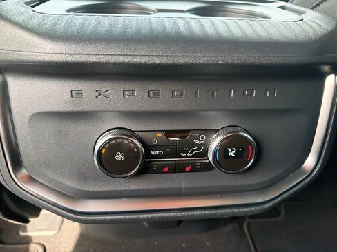 New 2026 Ford Expedition Platinum w/ Stealth Performance Package AWD/4WD image 13