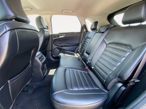 Used 2022 Ford Edge SEL AWD/4WD image 13
