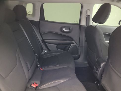 Used 2019 Jeep Compass Sport image 19