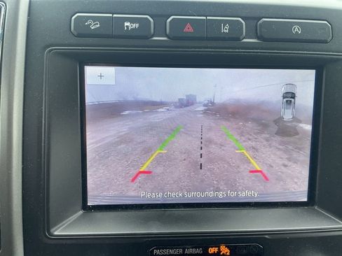 Used 2021 Ford Expedition Max XLT image 20