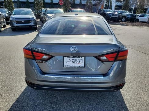 Certified 2021 Nissan Altima 2.5 SV image 5