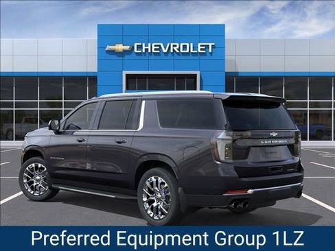 New 2026 Chevrolet Suburban Premier AWD/4WD image 3