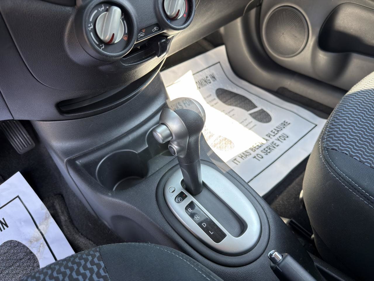 Used 2014 Nissan Versa Note SV FWD image 15
