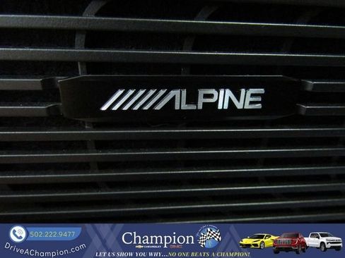 Used 2023 Jeep Wagoneer L Series II AWD/4WD image 27
