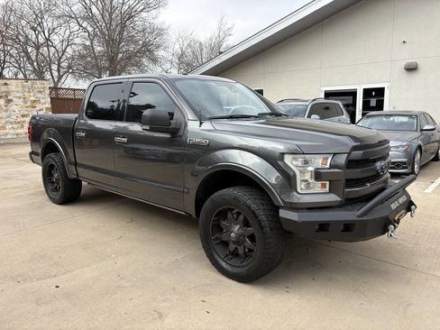 Used 2016 Ford F150 Lariat w/ Equipment Group 502A Luxury image 2