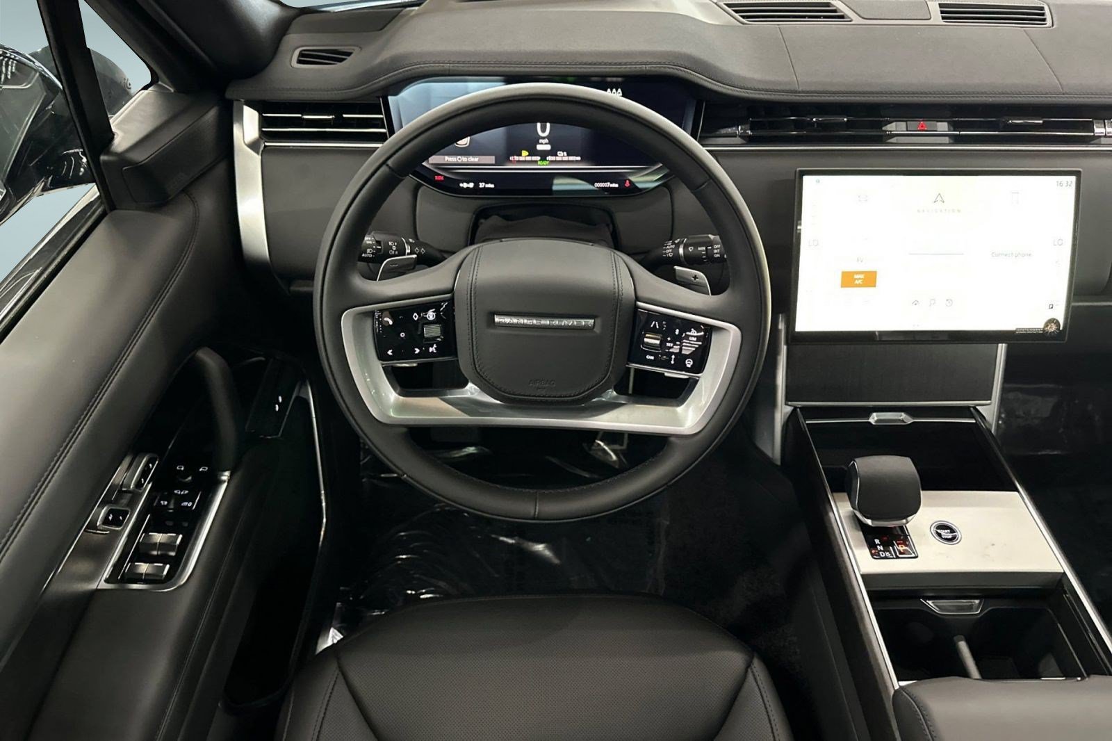 New 2026 Land Rover Range Rover SE AWD/4WD image 15