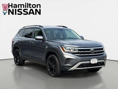 Used 2023 Volkswagen Atlas SE w/ Black Wheel Package