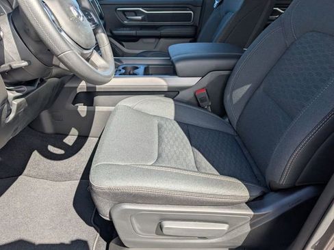 New 2026 RAM 1500 4x4 Crew Cab image 11