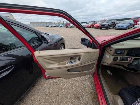 Used 1999 Volvo S70 T5 FWD image 22