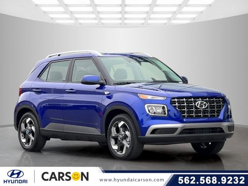 New 2025 Hyundai Venue SEL image 1