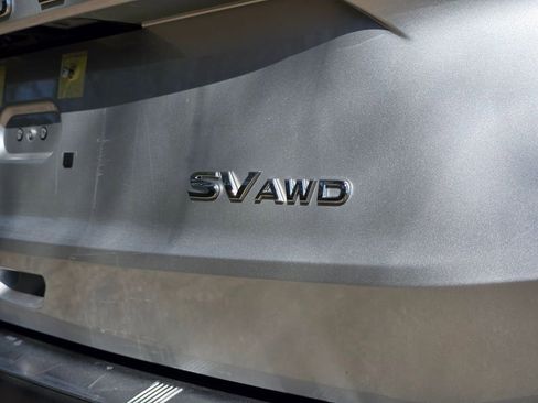 Used 2023 Nissan Rogue SV image 6