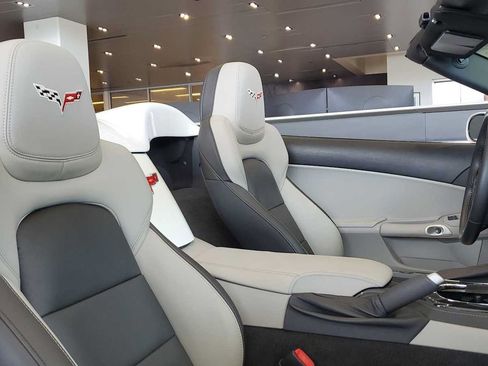Used 2012 Chevrolet Corvette Grand Sport w/ 2LT Preferred Equipment Group RWD image 21
