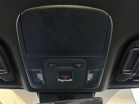 Used 2026 Toyota Camry SE w/ Convenience Package FWD image 15