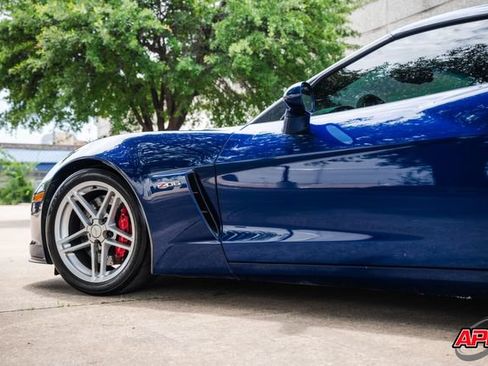 Used 2006 Chevrolet Corvette Z06 w/ Preferred Equipment Group RWD image 24