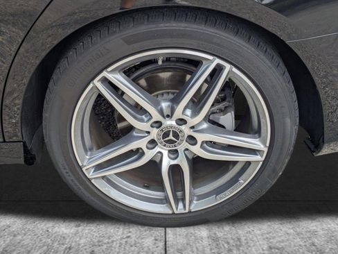 Used 2018 Mercedes-Benz E 300 image 7