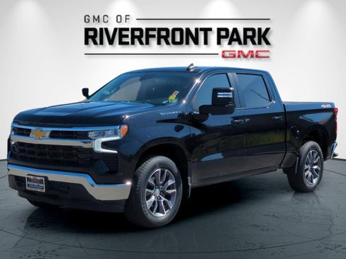 Used 2023 Chevrolet Silverado 1500 LT w/ All Star Edition Plus AWD/4WD image 7