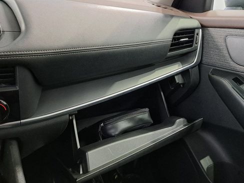 Used 2023 Nissan Rogue S image 17