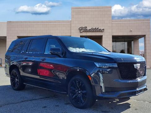 Used 2023 Cadillac Escalade ESV Sport image 3