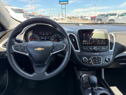 Used 2024 Chevrolet Malibu LT FWD image 14