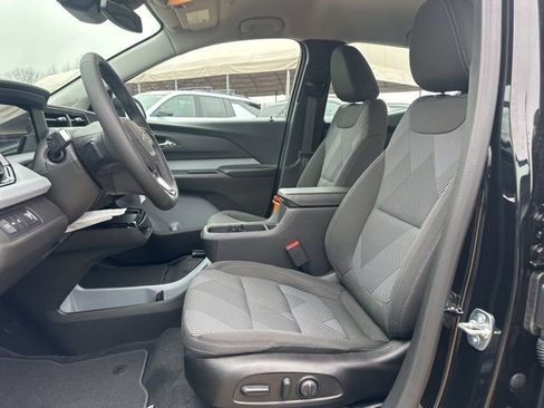 New 2027 Chevrolet Bolt LT w/ Comfort Package FWD image 9