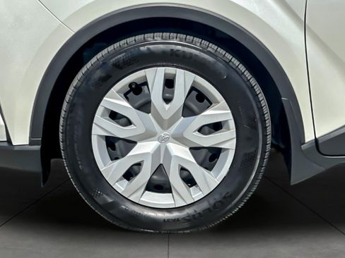 Certified 2021 Toyota C-HR LE image 24