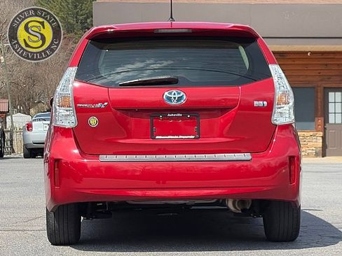 Used 2013 Toyota Prius V Two image 5