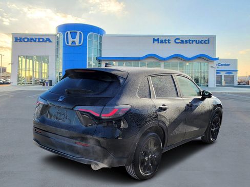 Certified 2023 Honda HR-V Sport image 4