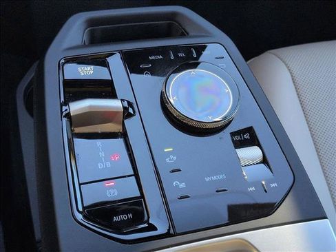 Used 2023 BMW iX xDrive50 w/ Convenience Package image 12