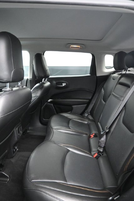 Used 2019 Jeep Compass Limited w/ Advanced Safety Group AWD/4WD image 8
