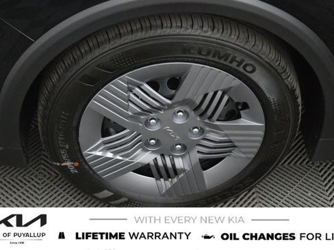 New 2026 Kia K4 FWD image 21